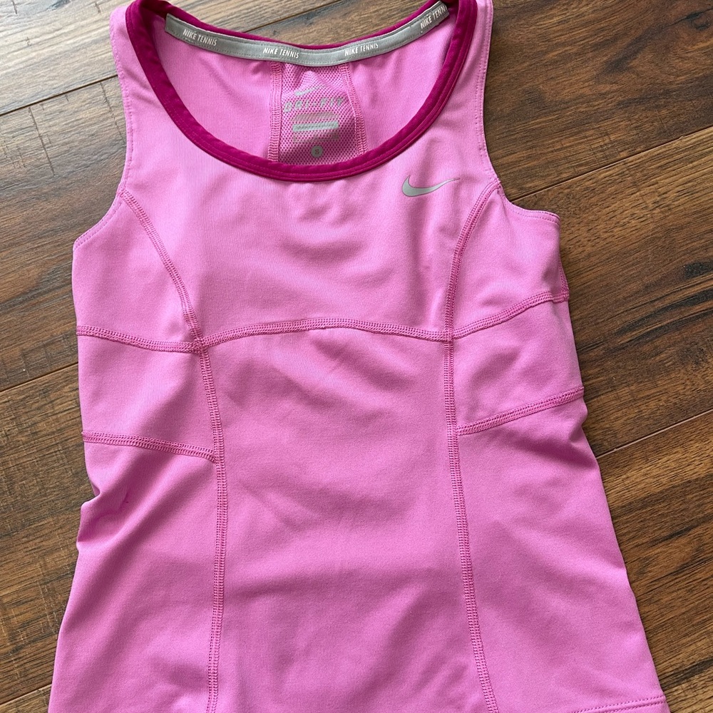 Nike dri-fit tank